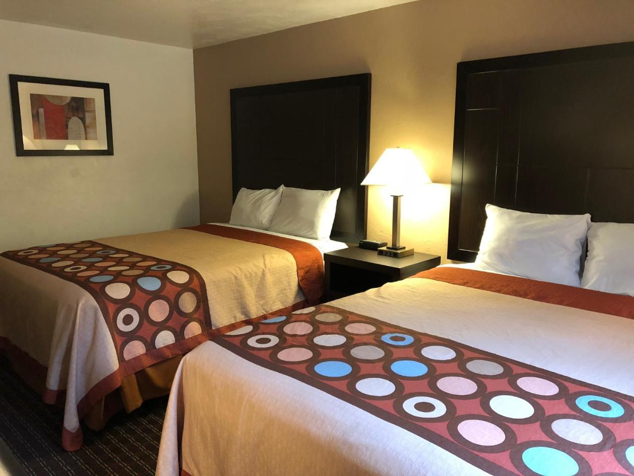 Super 8 By Wyndham Lacey Olympia Area Экстерьер фото