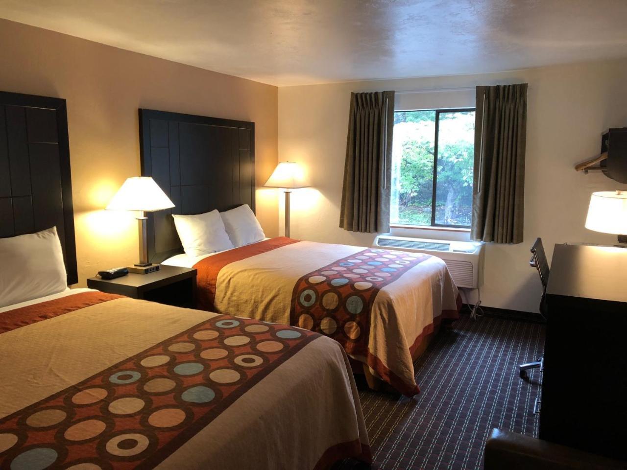 Super 8 By Wyndham Lacey Olympia Area Экстерьер фото